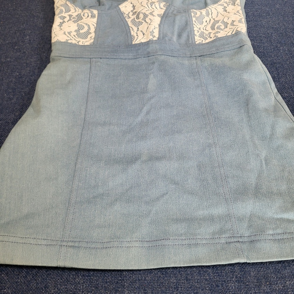Fumblin Foe Light Blue Denim Lace Bustier Mini Dress Sweetheart Medium NWT - Picture 2 of 9